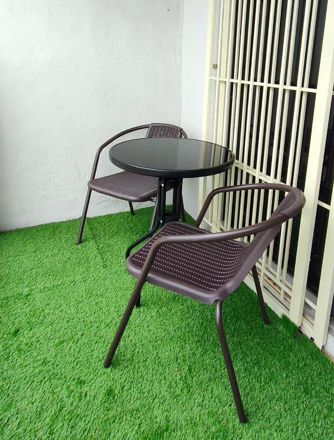 Cozzzzy Two Next To Axiata Arena, Bukit Jalil Apartment Kuala Lumpur Exterior photo