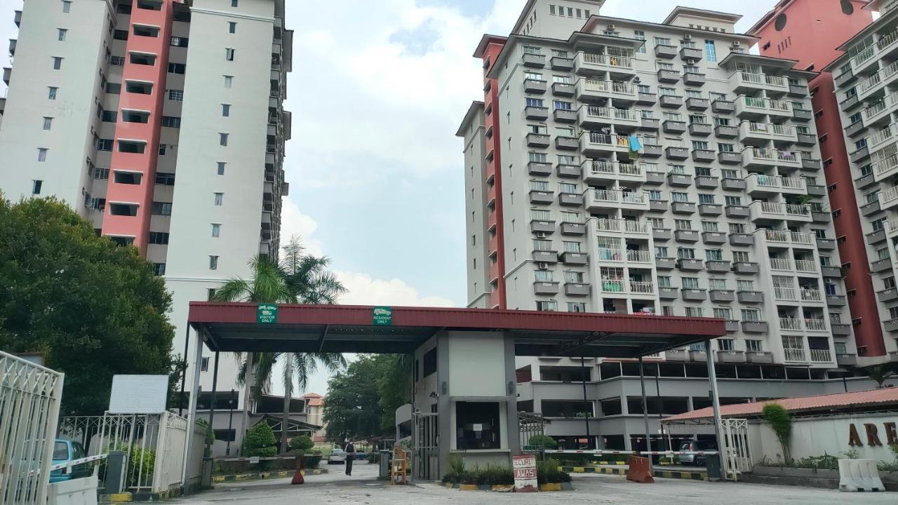 Cozzzzy Two Next To Axiata Arena, Bukit Jalil Apartment Kuala Lumpur Exterior photo